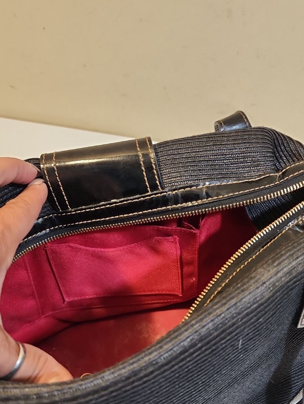 ERIC JAVITS NY Black Shoulder Tote Bag  with Red Interior - Picture 12 of 16